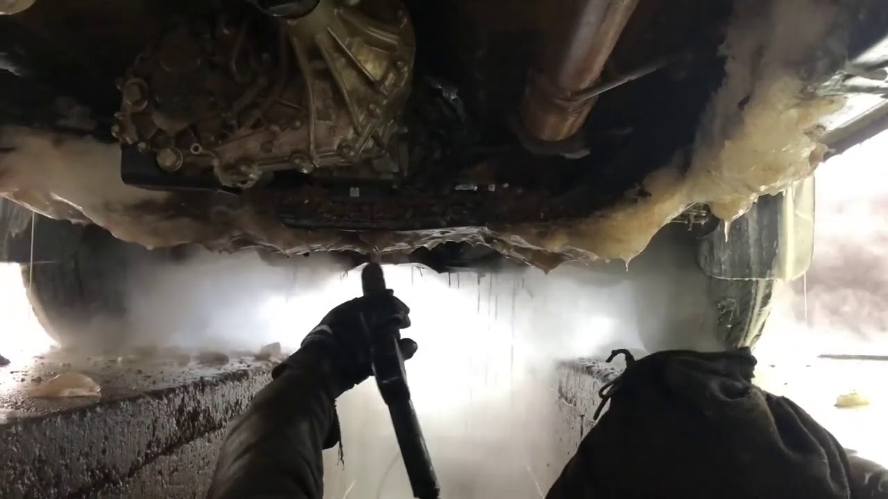 4x4 bol çamurlu sıcak su ile MOTOR alt yıkama Yıldız Yıkama Yağlama Servisi #Truckwash #Enginewash
