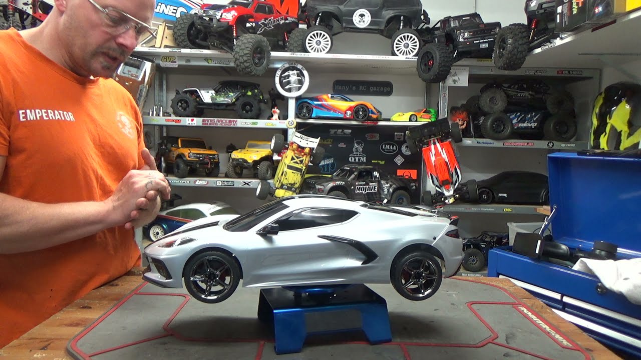 AUS DER SCHACHTEL DIE TRAXXAS 4TEC 3.0 CORVETTE STINGRAY
