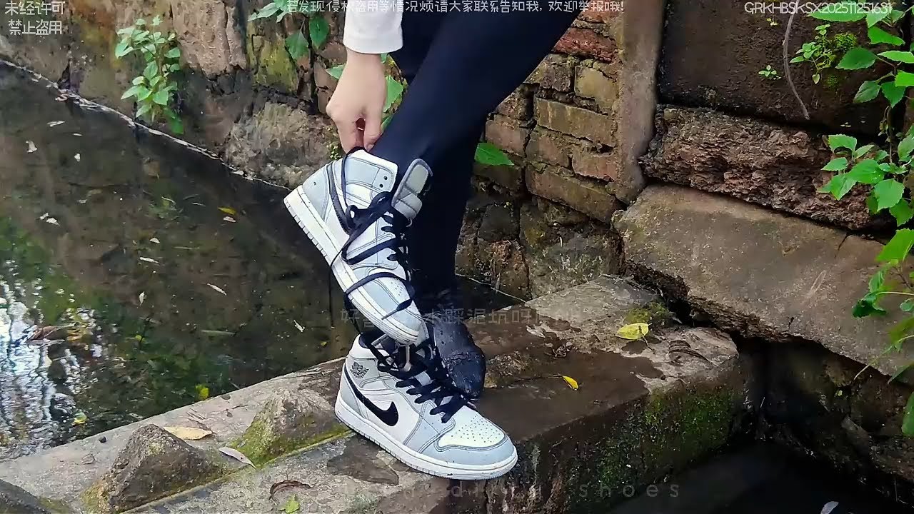 White NIKE AJ sneakers and black stockings getting wet(NE)(Full video 38m 40s)