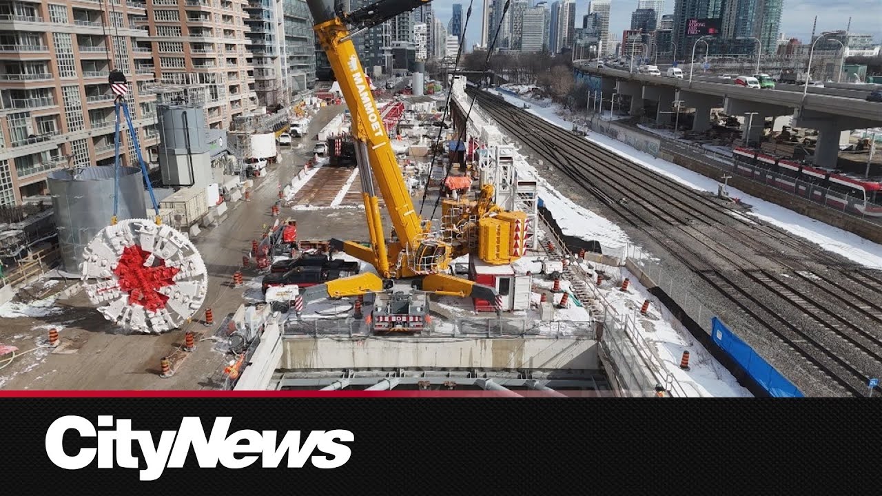 В Торонто началось прокладка тоннеля в центре города для линии метро Ontario Line.