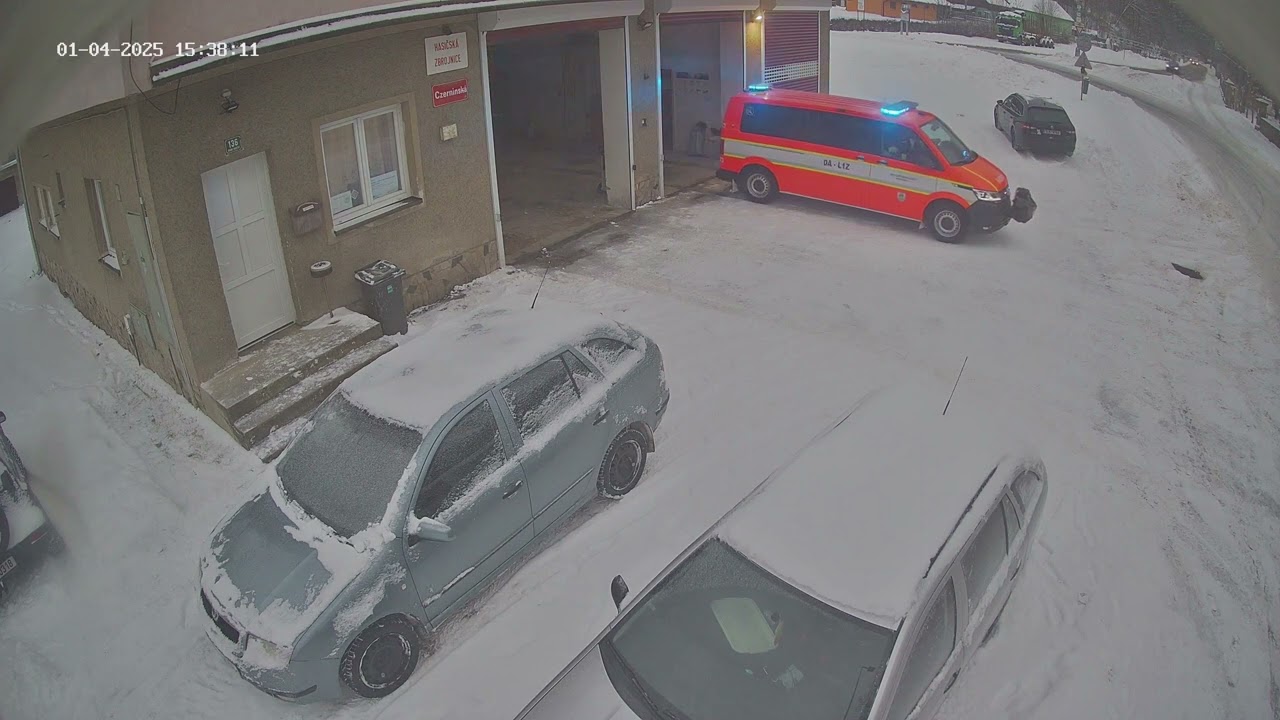 Hasiči HM 4.1.2025 Záchrana osoby pomocí AED - Svoboda nad Úpou