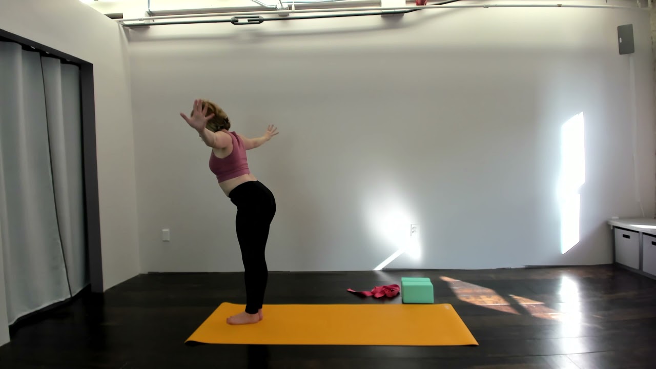 Wake up with Yoga | Sun Salutations (Surya Namaskar)