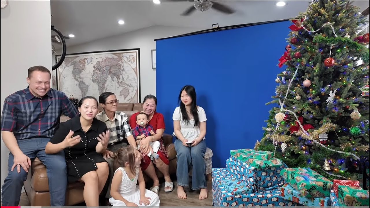 Vlog 2976 ll MERRY CHRISTMAS 2025 FROM HOYER FAMILY