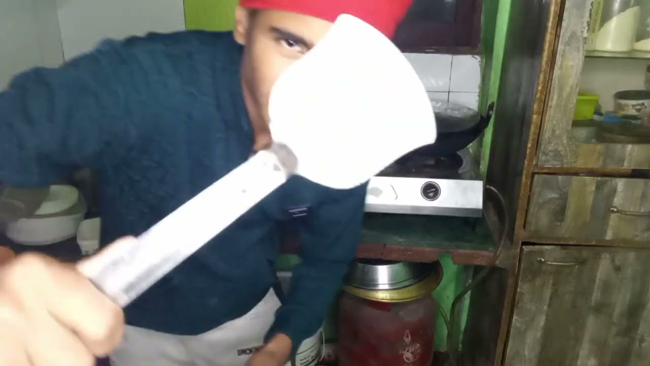 Adhi Raat nu kuj khaan nu Dil karn lag pra
