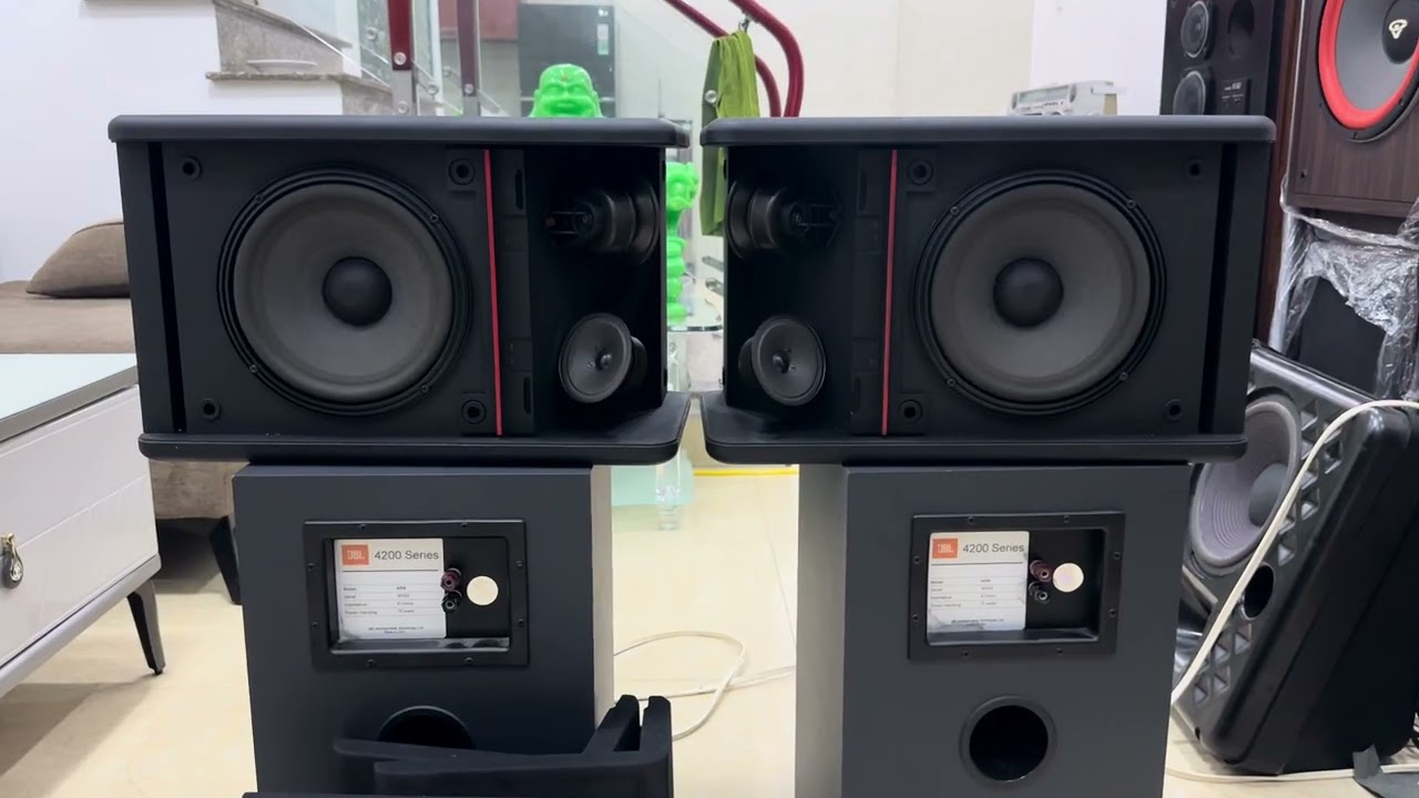 Loa bose 301-AV MONITOR đẹp leng keng.(giá 12trieu5).lh zalo 0766388887