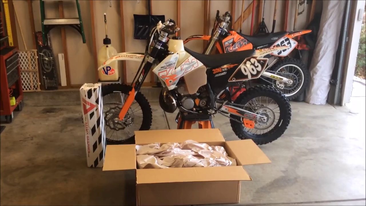 New Acerbis Plastics Install on KTM 300 XC - Time Lapse Video