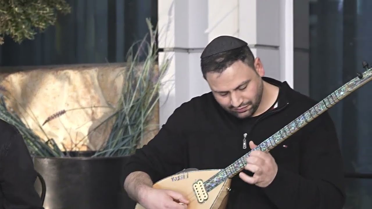 תקסין - הופעה בקבלת פנים | Taksin - Birakin Gitsin