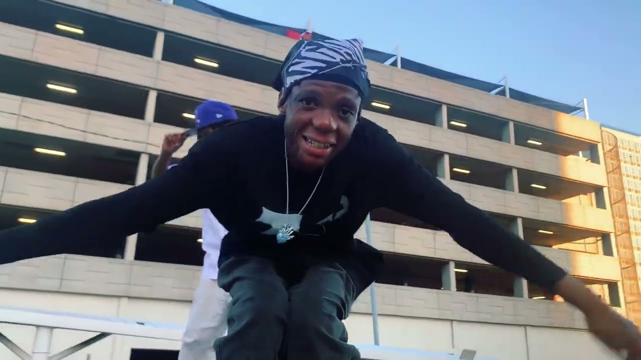 Kay Claude & SeaC Adkins - Netflix and Chill (Prod.BiggaBeatz) [DIR.ANGMAZ USLIM]