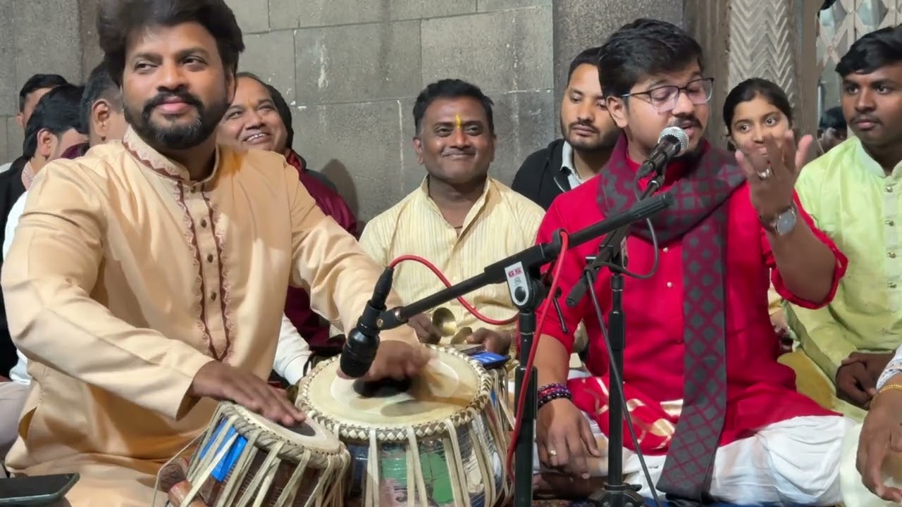 Aga Ye Udara || Shubham Khandalkar || Shri.Pandurang Pawar Tabla || Live at Alandi || 