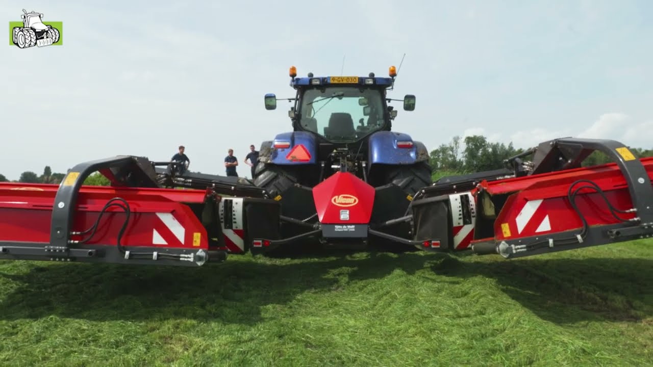 Vicon Extra 787T BX-triplemaaier en New Holland T7070