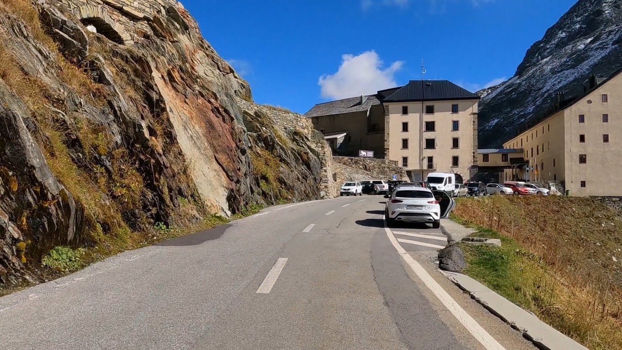 Col du Grand Saint Bernard 🏔 - Orsières - Sembrancher (5k)(Sion)(Valais)(Suisse)