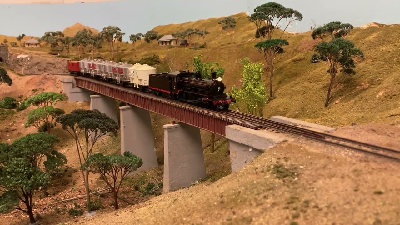 D3 639 with a flour train