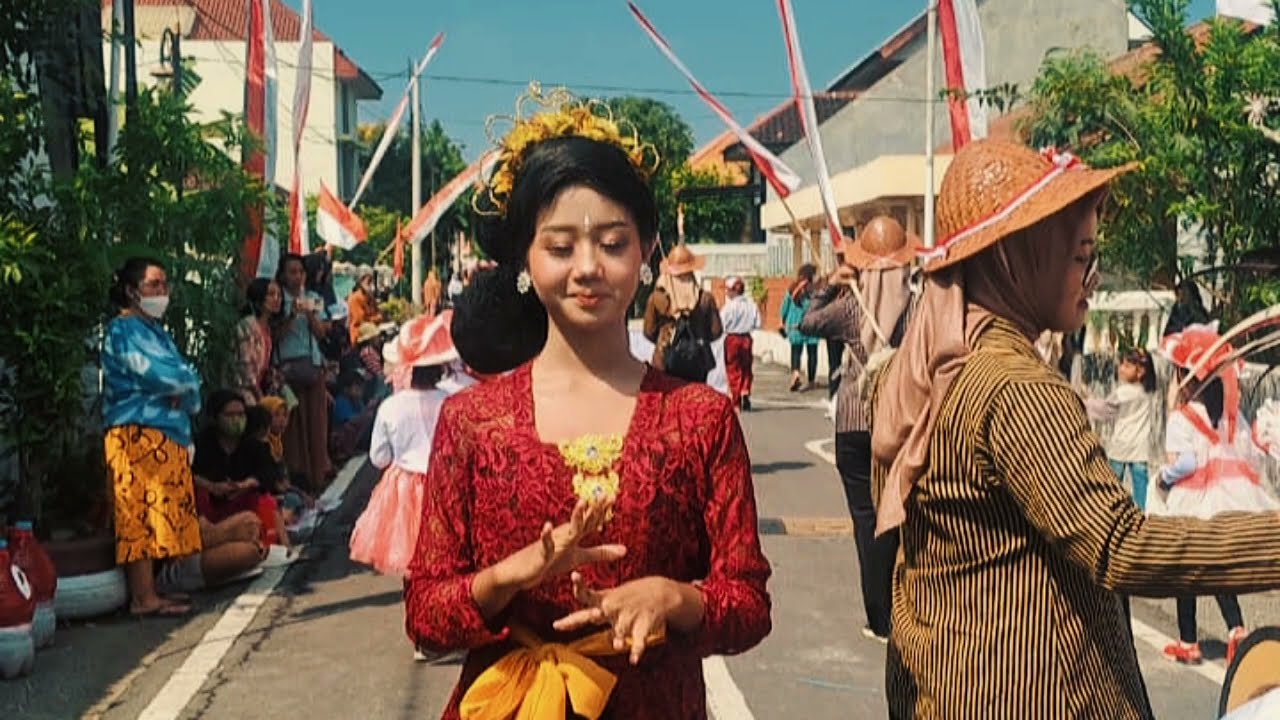 Gita Pesona Mulya - Drumband SDN Rejomulyo Kota Madiun Dalam Acara Karnval dan Bersih Desa