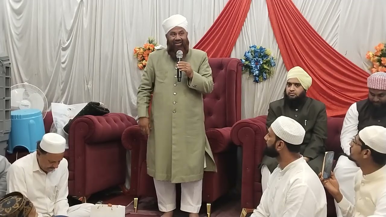 MOULANA MUFTI ANWAR  AHMED SAHEB KIBLA IN 6 DAYS SHAB E SHABINA EKTETAM E QURAN 