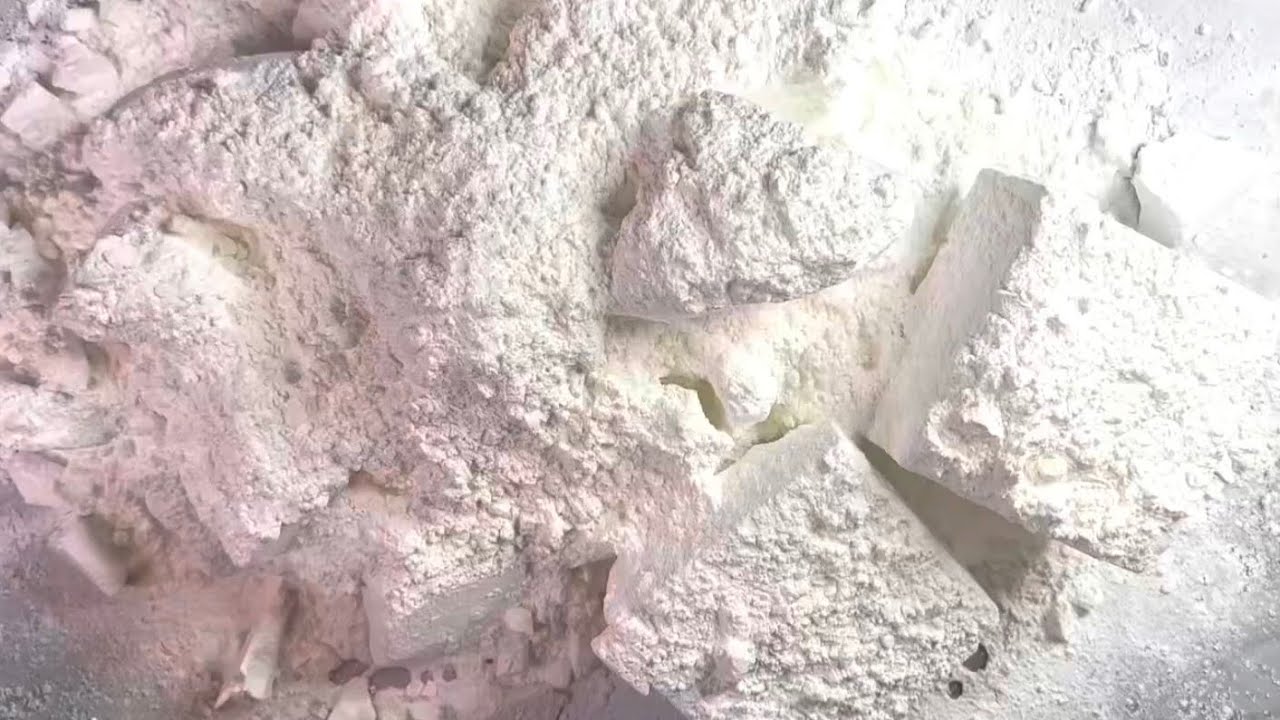 Pure cornstarch on Fresh gymchalk crumbles compilation ASMR | sleep aid