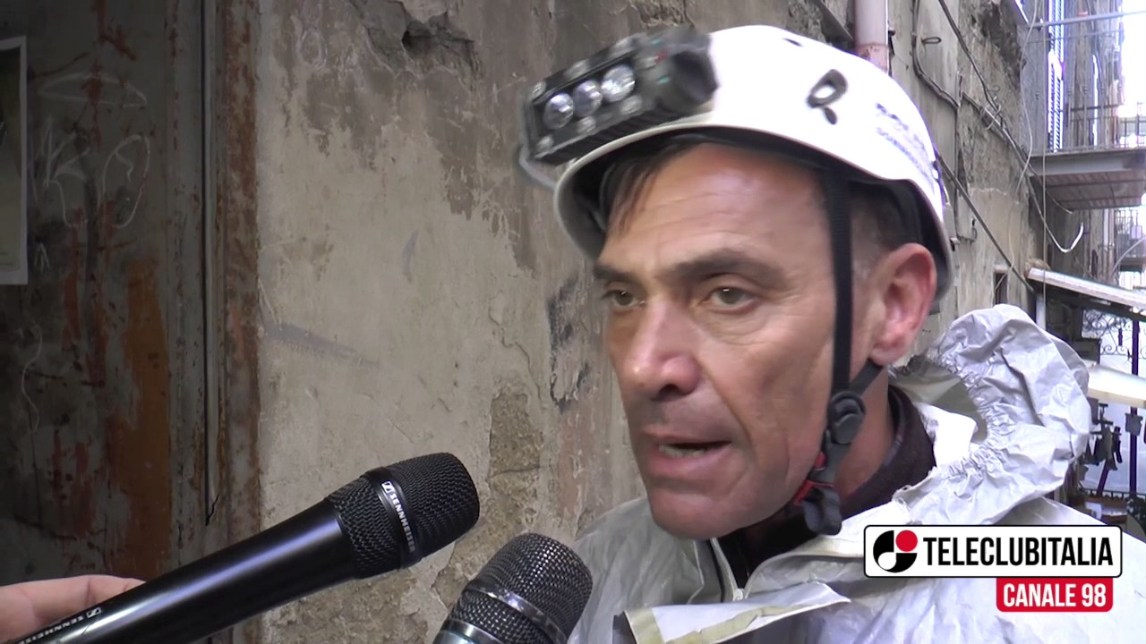 Napoli, scoperta base operativa della banda del buco