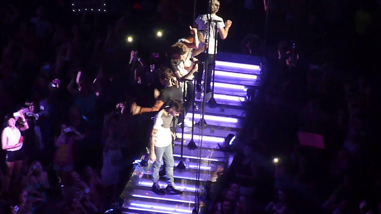 One Direction - Change My Mind KC 7/19/2013