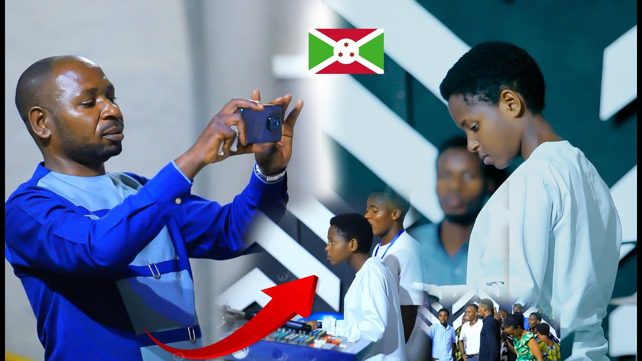 🎹MUGITARAMO UMUKOBWA ARATUNGURANYE ACURANGA IGISIRIMBA MUBURYO BUDASAZWE TURATANGAYE🔥🔥