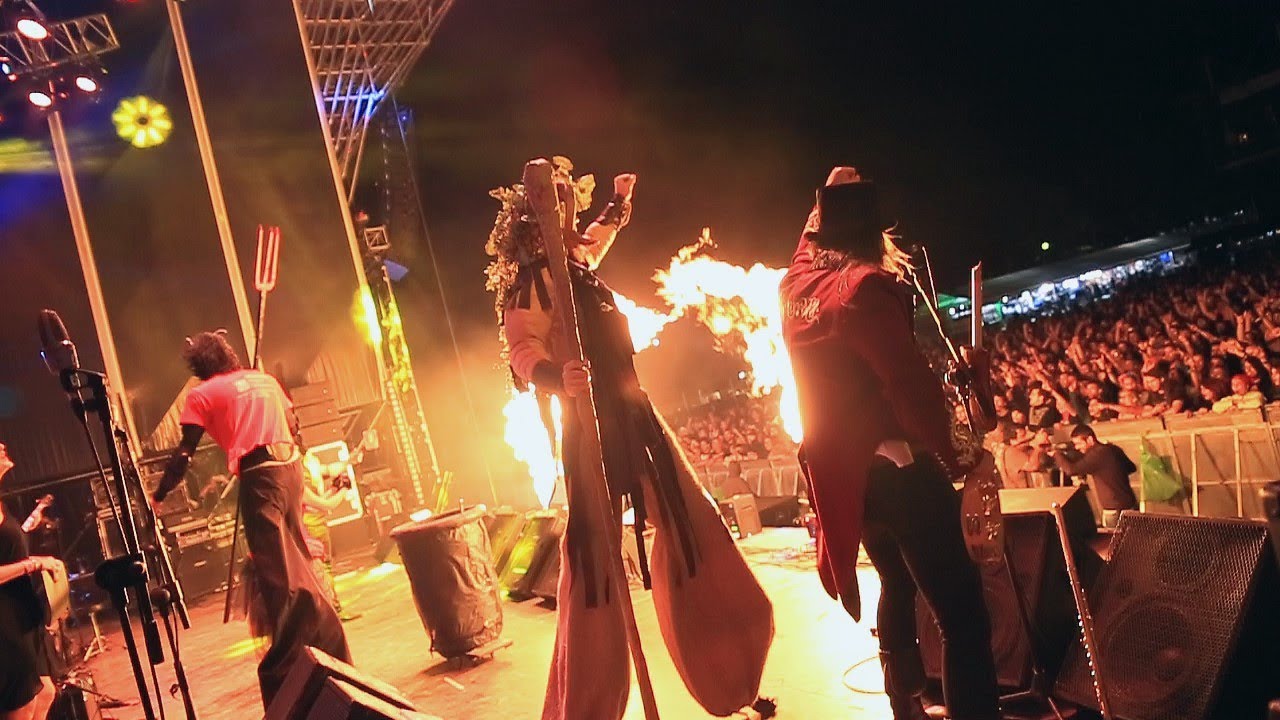 SAUROM - El Carnaval del Diablo (Leyendas)