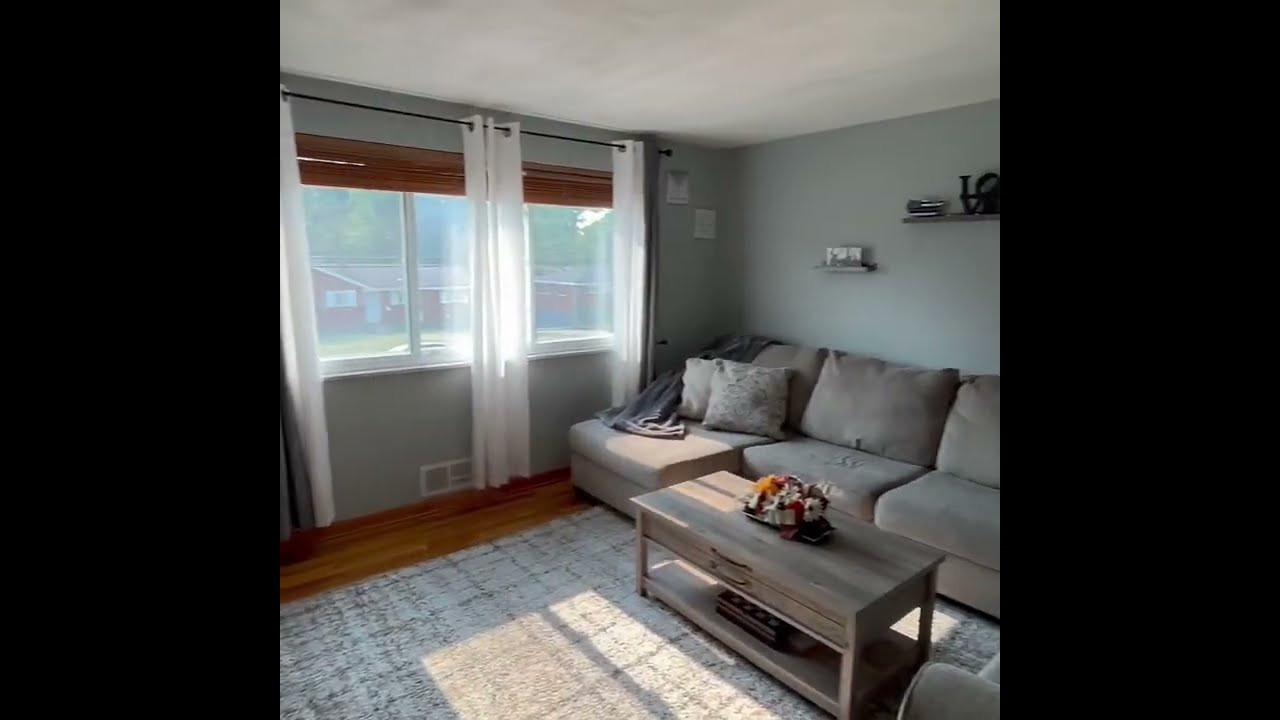 VIDEO TOUR: 207 Centerdale Road, Coraopolis, PA 15108