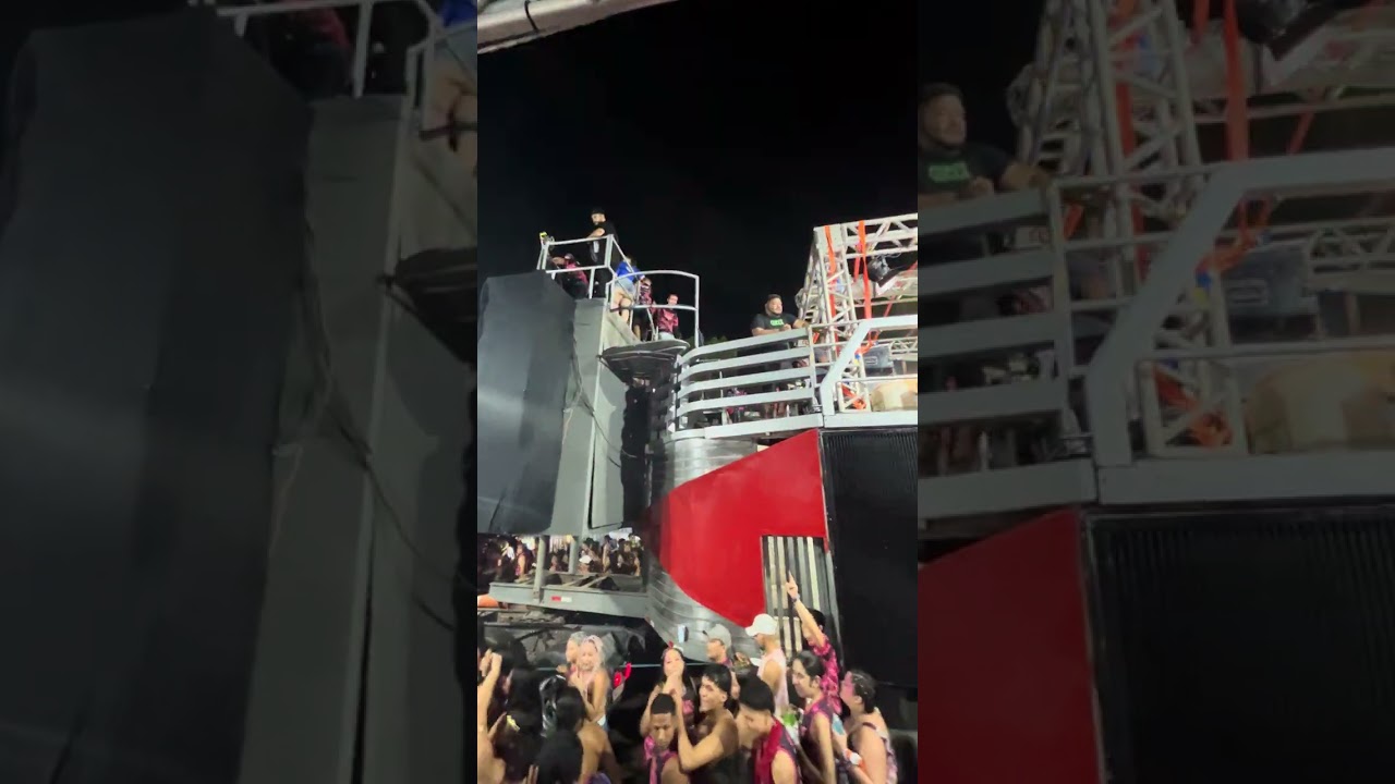 Bloco My Love na segunda Noite do Carnaval em Santana se liga aí! Foi de arrepiar muita alegria 🤩 