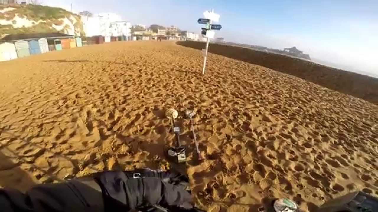 Beach Metal Detecting - Broadstairs