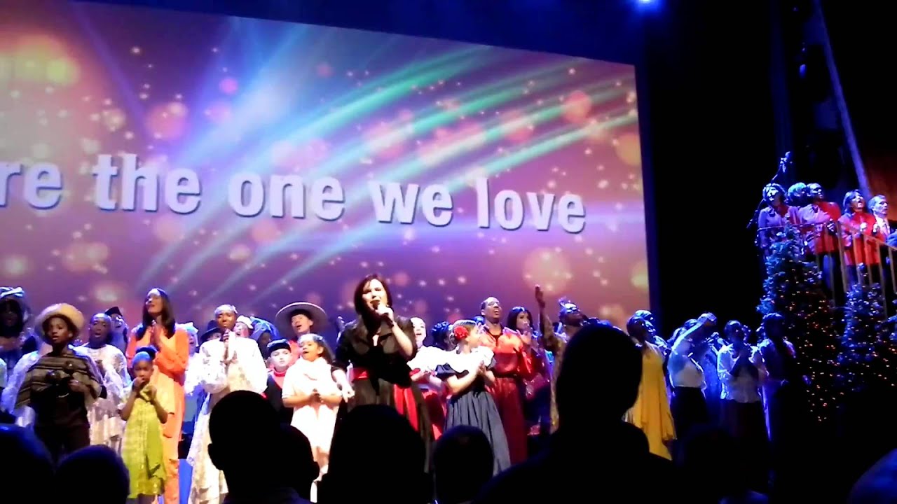 Brooklyn Tabernacle Choir Christmas 2010  