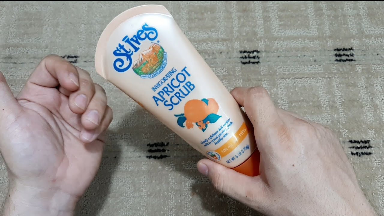 Stives Apricot Scrub. Uses , Benefits And A Complete Review By Ijaz.