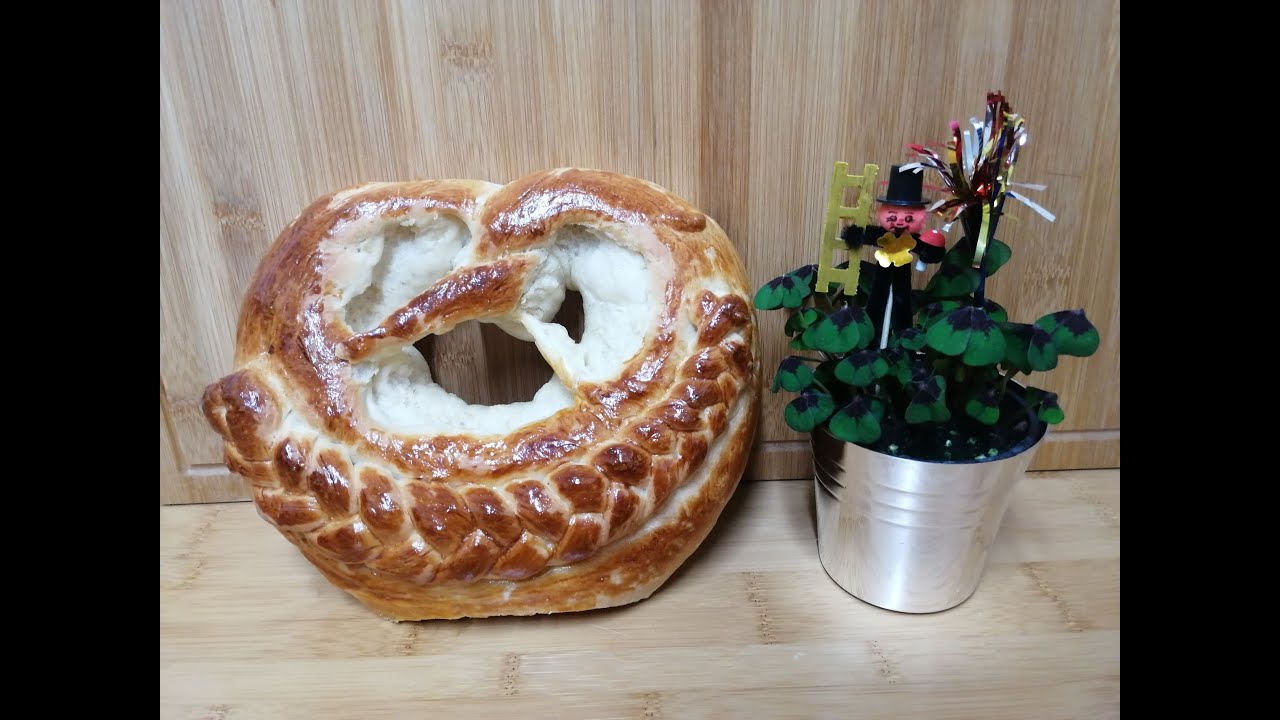 Neujahrsbrezeln mit Dinkelvollkornmehl sehr lecker auf eine andere besondere Art