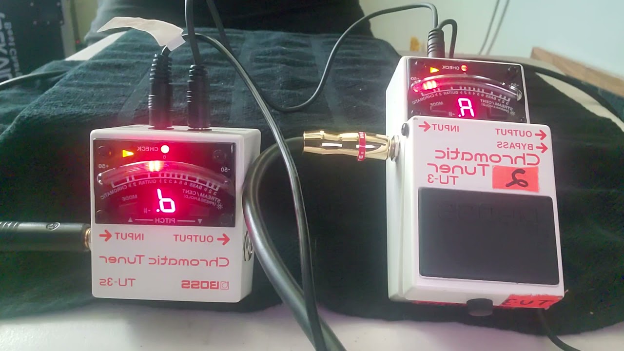 Boss Tuner TU-3  vs.  TU-3s Clench Mode Display
