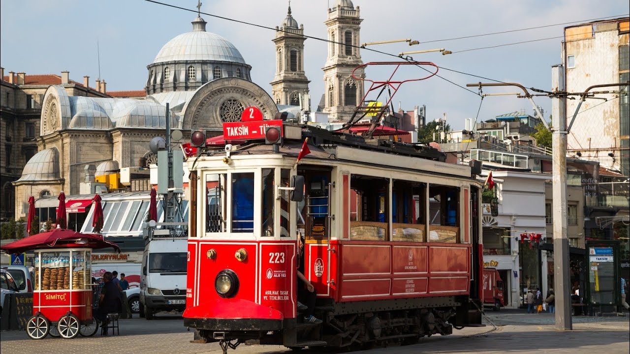 Taksim Meydanı ve Etrafındaki Yapılar - Sen Anlat İstanbul Kendin Gez