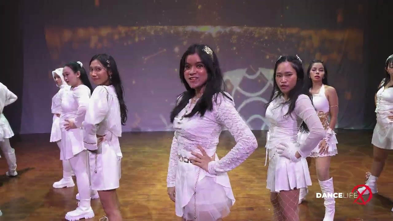 SNSD - THE BOYS (FOURTH ACT SHOWCASE)