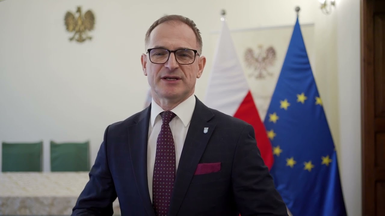 Kazimierz Biskupi. Podpisali umowę na projekt drogi rowerowej koło Bieniszewa