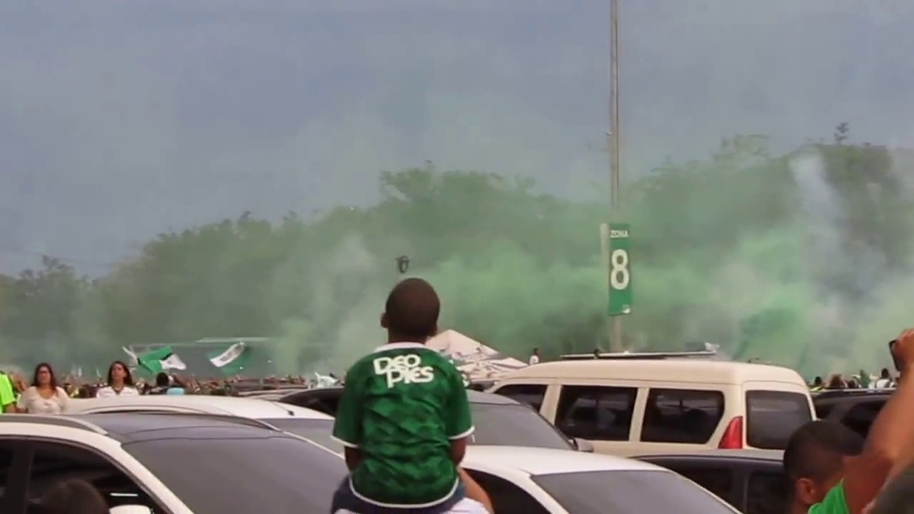 Llegada del Deportivo Cali a Estadio Palmaseca 2