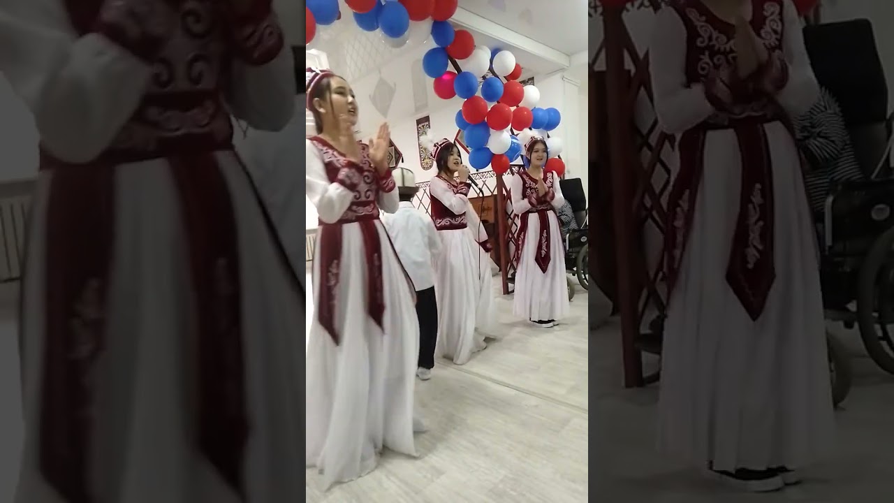 Выступление гостей в доме пожилых и людей с инвалидностью БССУ Үмүт-үйү 