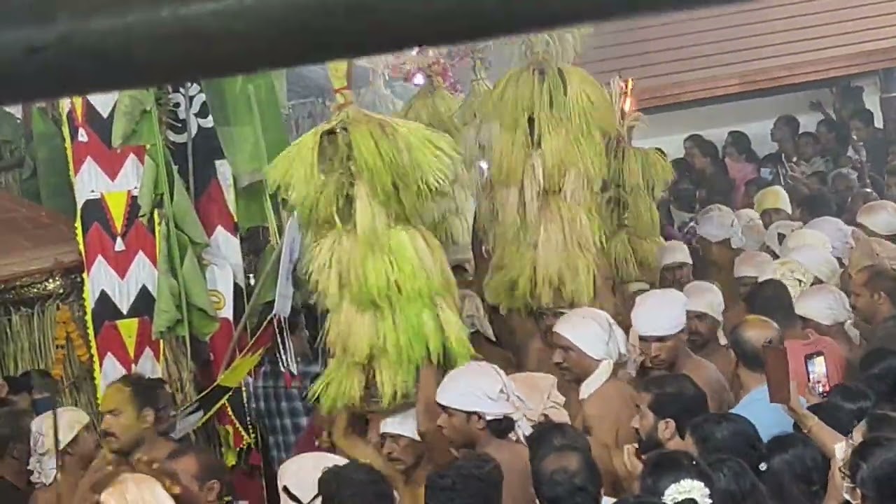 Mookavoor kabararthkave thira #theyyam #funny