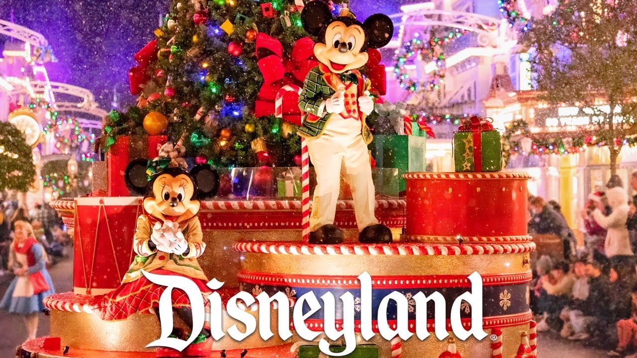 ✨🔴 LIVE: Christmas Fantasy Parade 2025 At Disneyland!