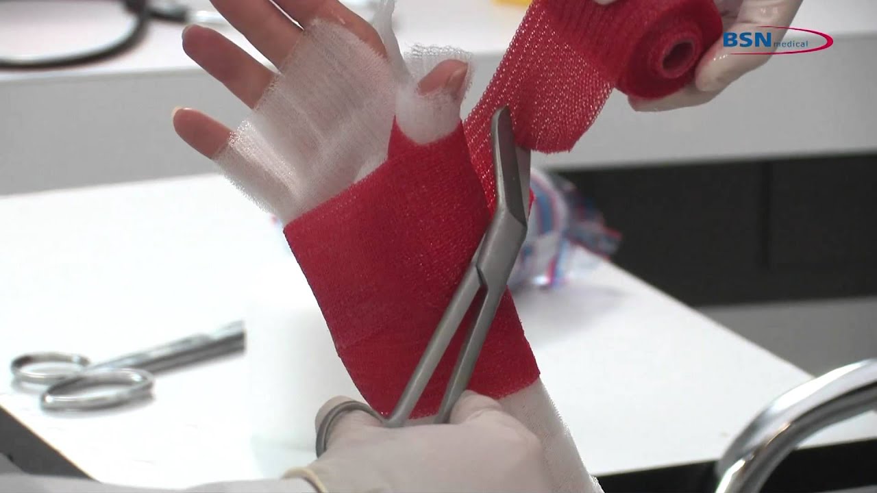 Plâtre synthétique Application sur le pouce avec Delta-Dry_FR_de BSN medical.mov
