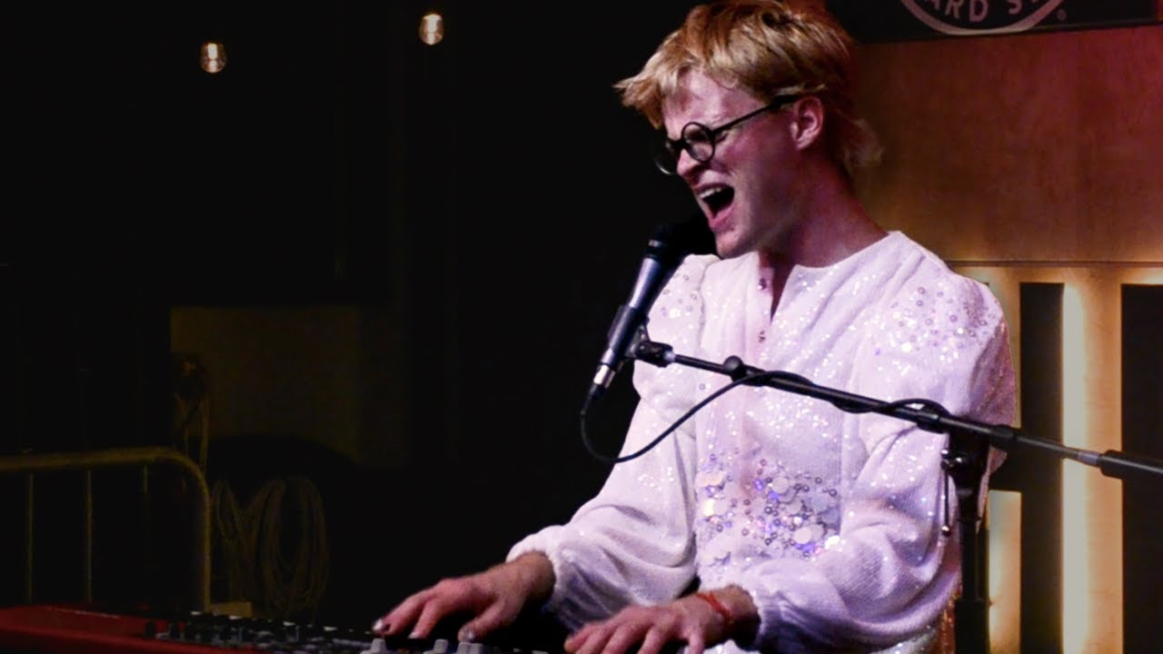 Jake Wesley Rogers - Hindsight (Live from The Big Room)