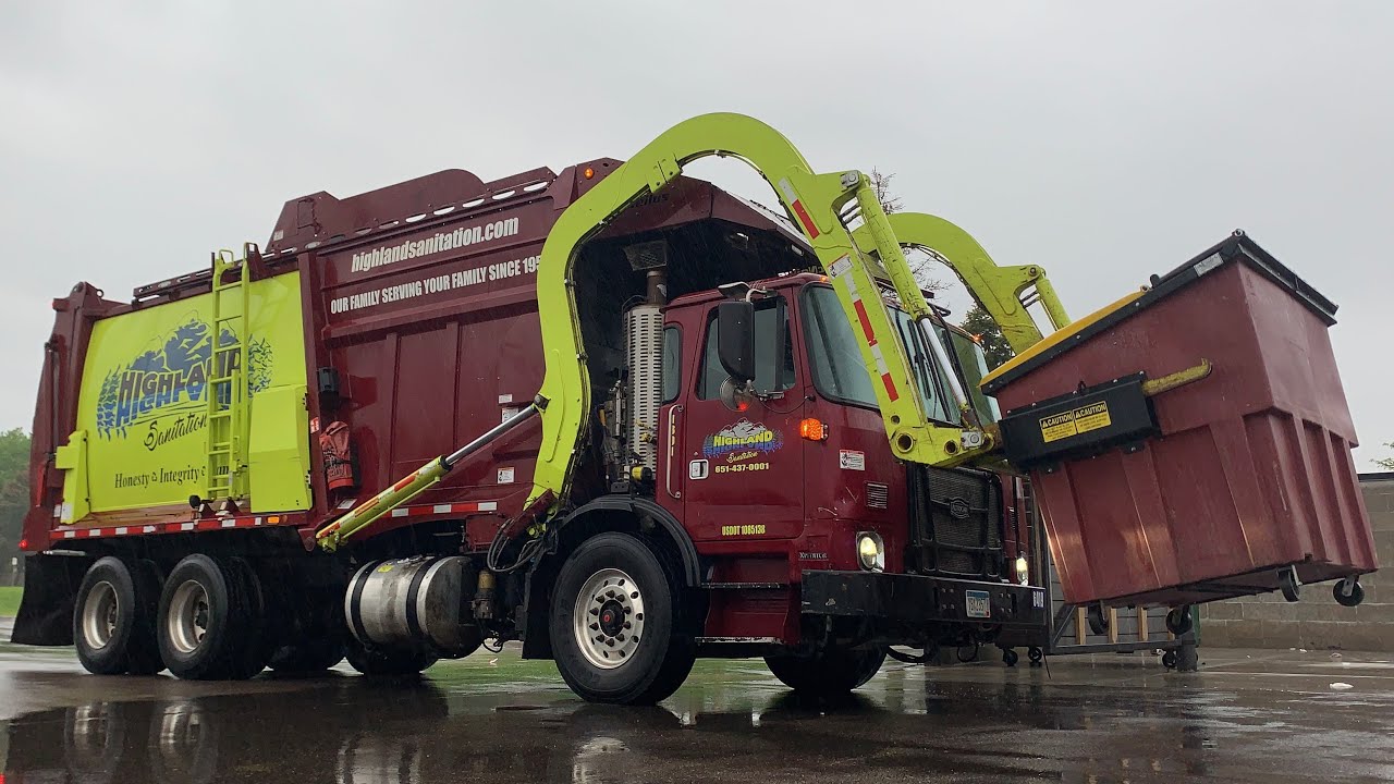 Highland Sanitation: McNeilus Meridian Garbage Truck