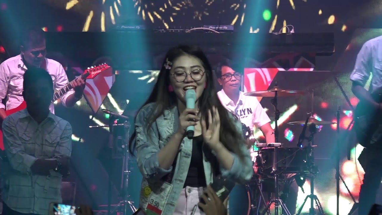 HARUSNYA AKU - VIA VALLEN LIVE AT BOSHE VVIP YOGYAKARTA 09 JULI 2019