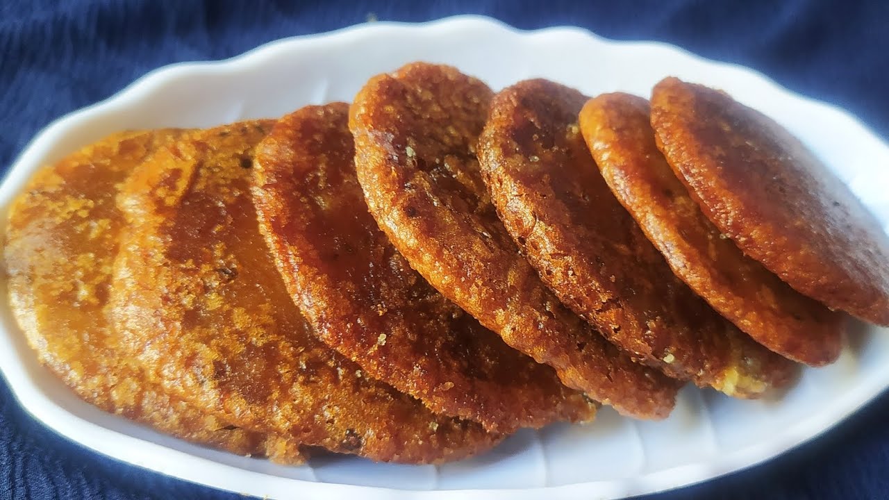 Very tasty Ariselu//Nippatlu😋#ariselu#bellamariselu#food#cooking#pindivantalu#new video#sankranthi