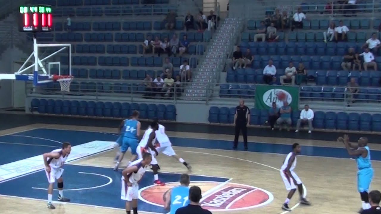 Brandon Brown - Anwil Włocławek - skacze wysoko!