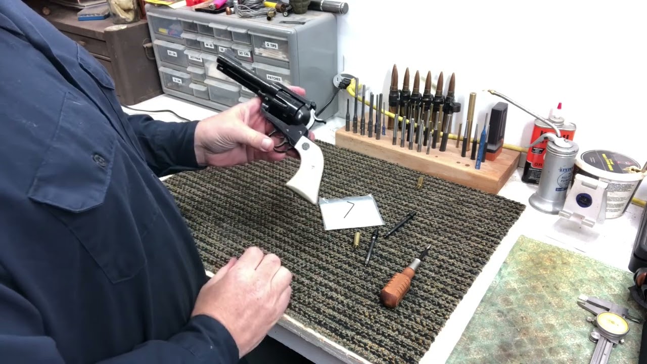 Elmer Keith’s #5 base pin correctly installed on a Ruger Blackhawk.