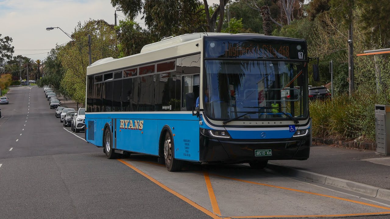 Ryans Bus 67 Mercedes Benz O500LE, Volgren 
