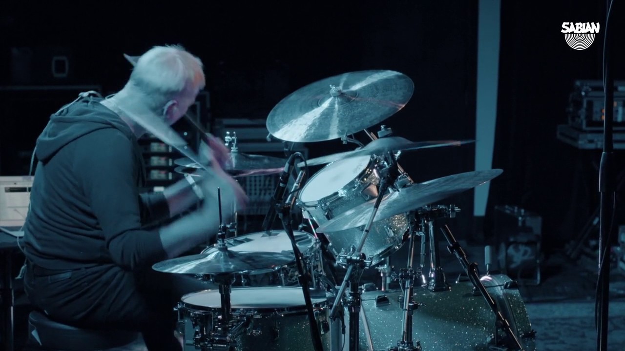 Gregg Bissonette Performs 