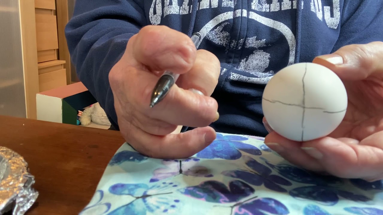 Part 2 - How to divide and pencil an egg
