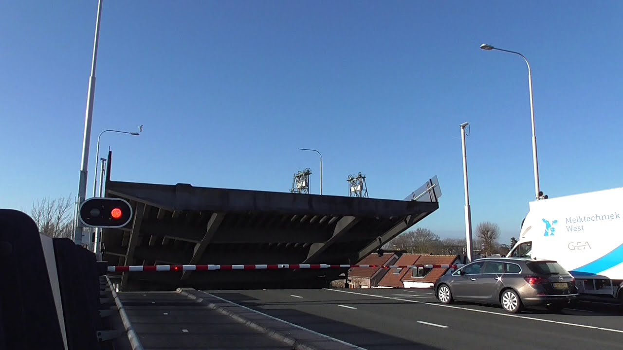 Brugopening Steekterbrug Alphen a/d Rijn Basculebrug/ Drawbridge/ Pont Basculant/ Zugbrücke
