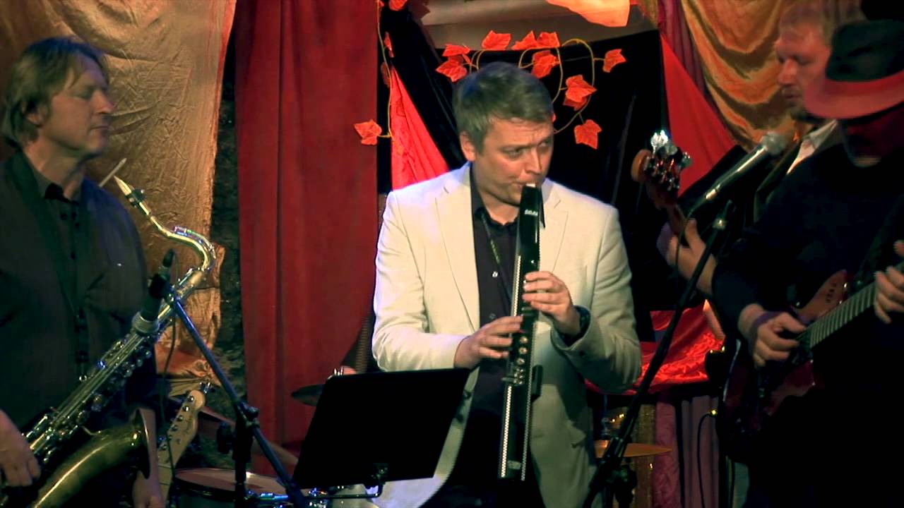 Waldemar Gołębski - Akai EWI solo in Ryszard Styła: 