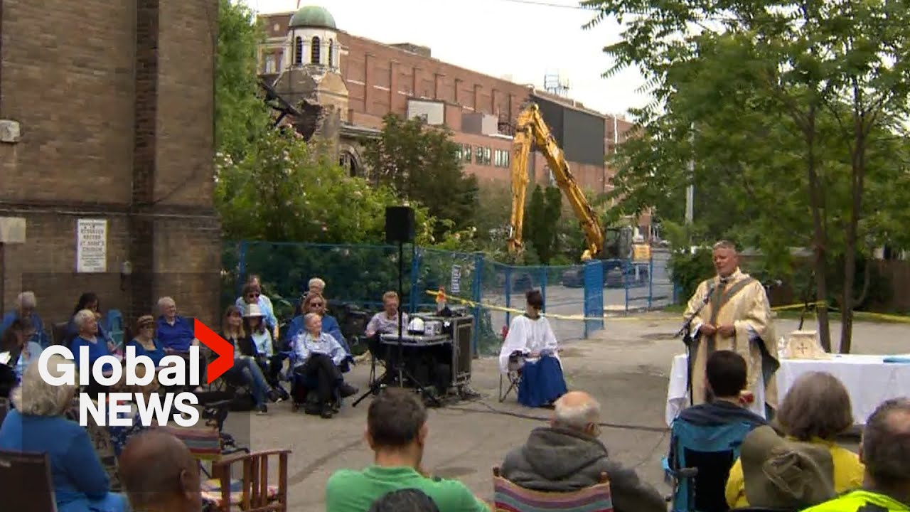 St. Anne&rsquo;s Church fire: Parishioners hold 1st Sunday service since historic building destroyed